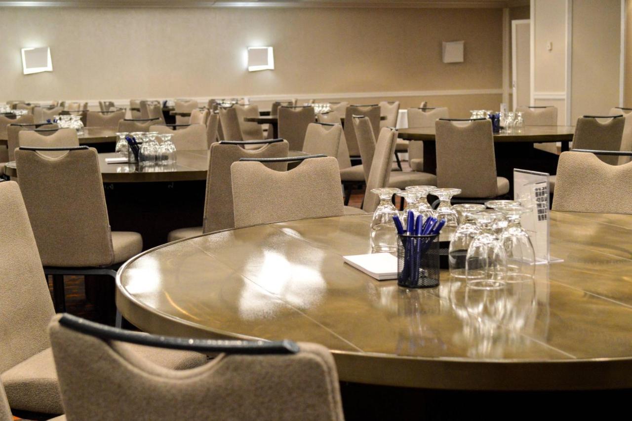 Delta Hotels By Marriott Montréal Buitenkant foto