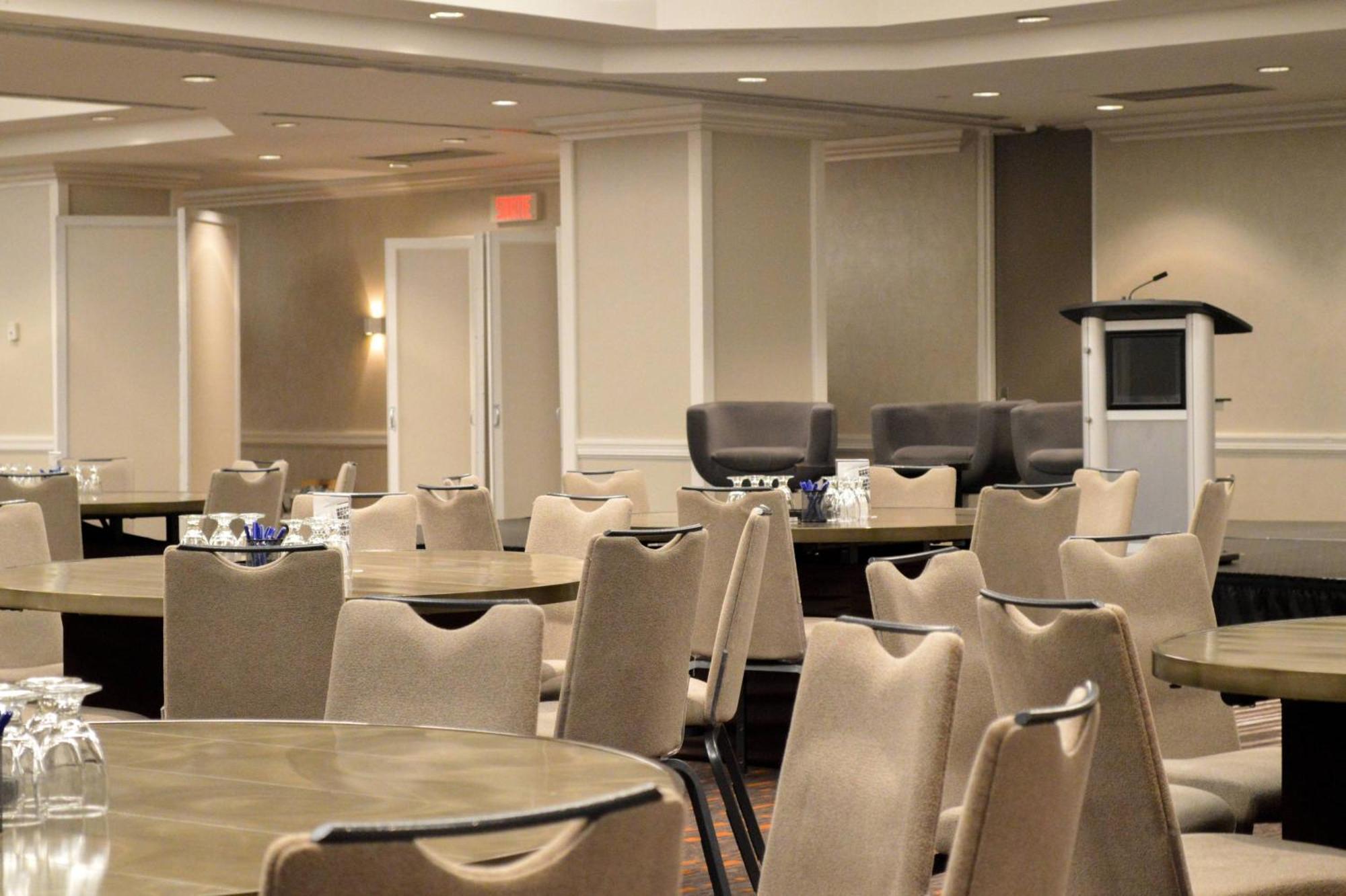 Delta Hotels By Marriott Montréal Buitenkant foto