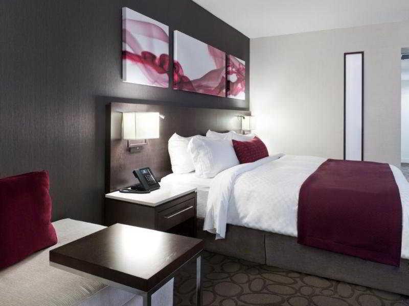 Delta Hotels By Marriott Montréal Kamer foto
